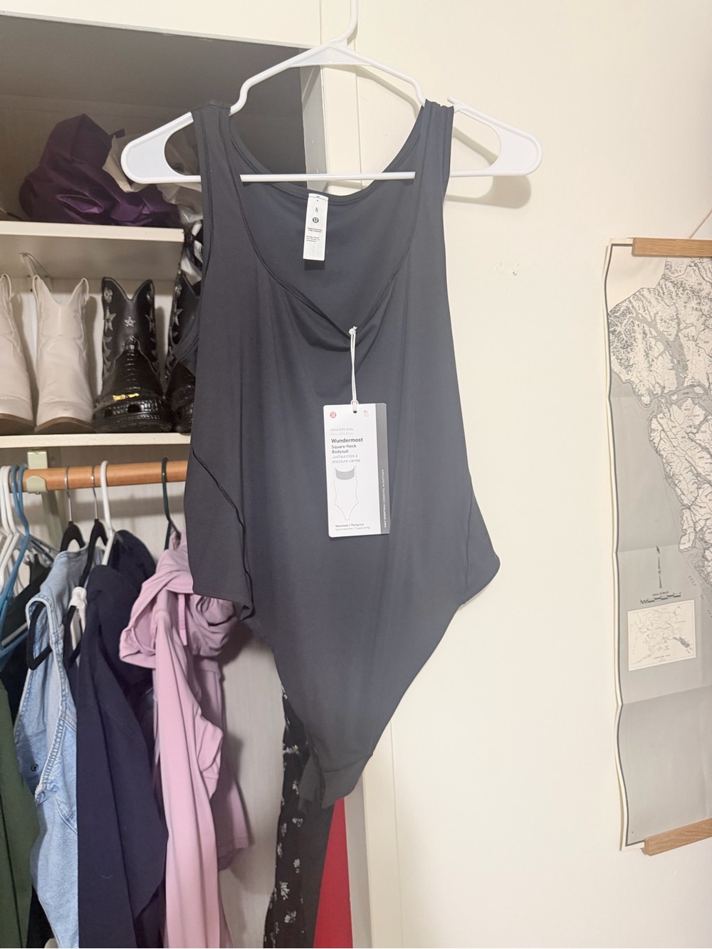 lululemon athletica Black wundermost square neck